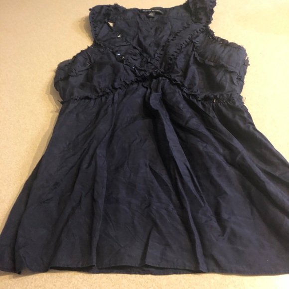 Banana Republic Silk Camisole - Picture 5 of 10